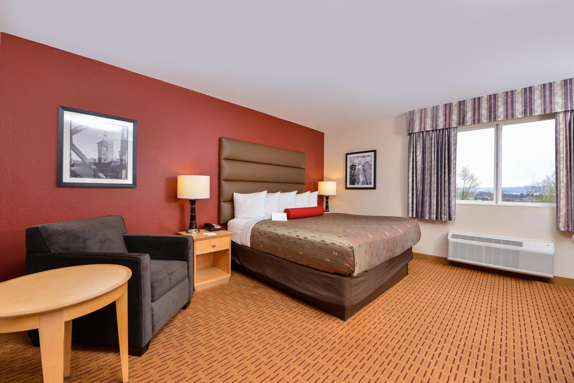 Clackamas Inn&Suites Bagian luar foto