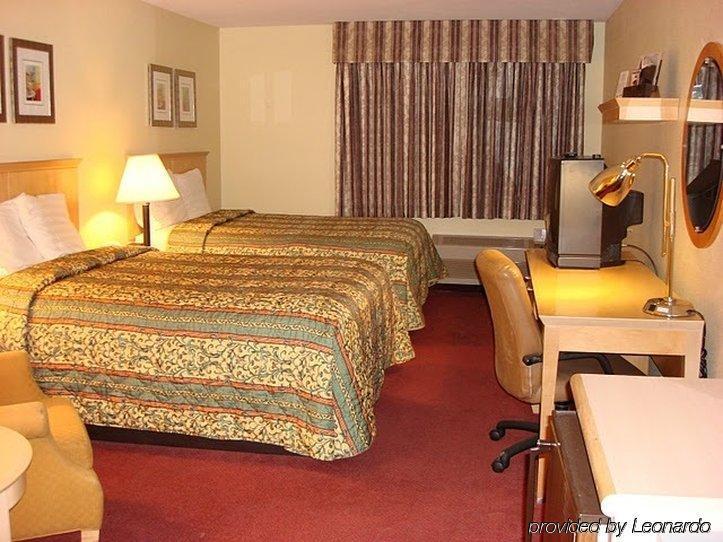 Clackamas Inn&Suites Ruang foto