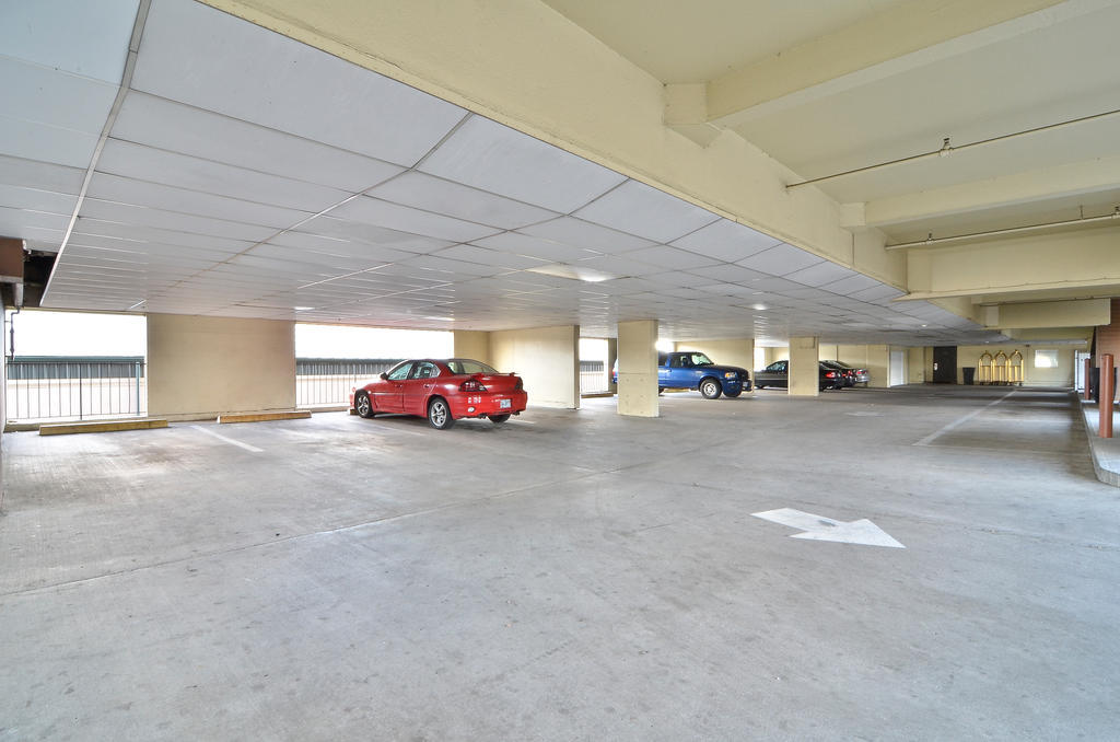 Clackamas Inn&Suites Bagian luar foto
